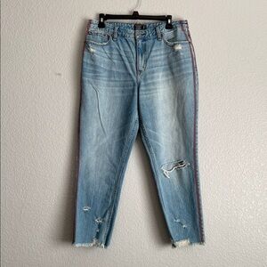 Abercrombie & Fitch Cropped Jeans Distressed , Annie High Rise Girlfriend Style
